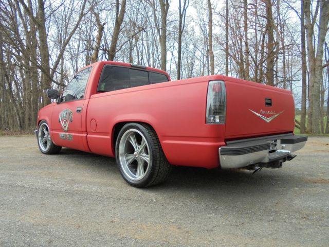 1994 Red Chevrolet Silverado 1500 Standard Cab Pickup