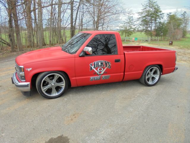 1994 Red Chevrolet Silverado 1500 Standard Cab Pickup