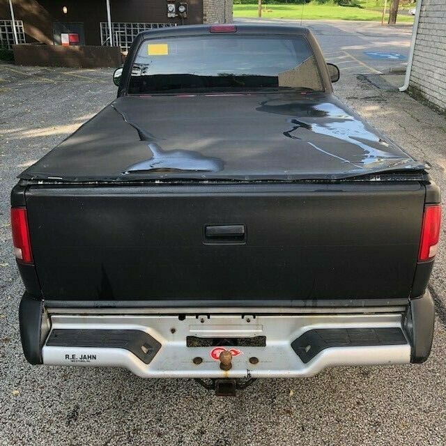 1994 Black Chevrolet S-10 Standard Cab Pickup