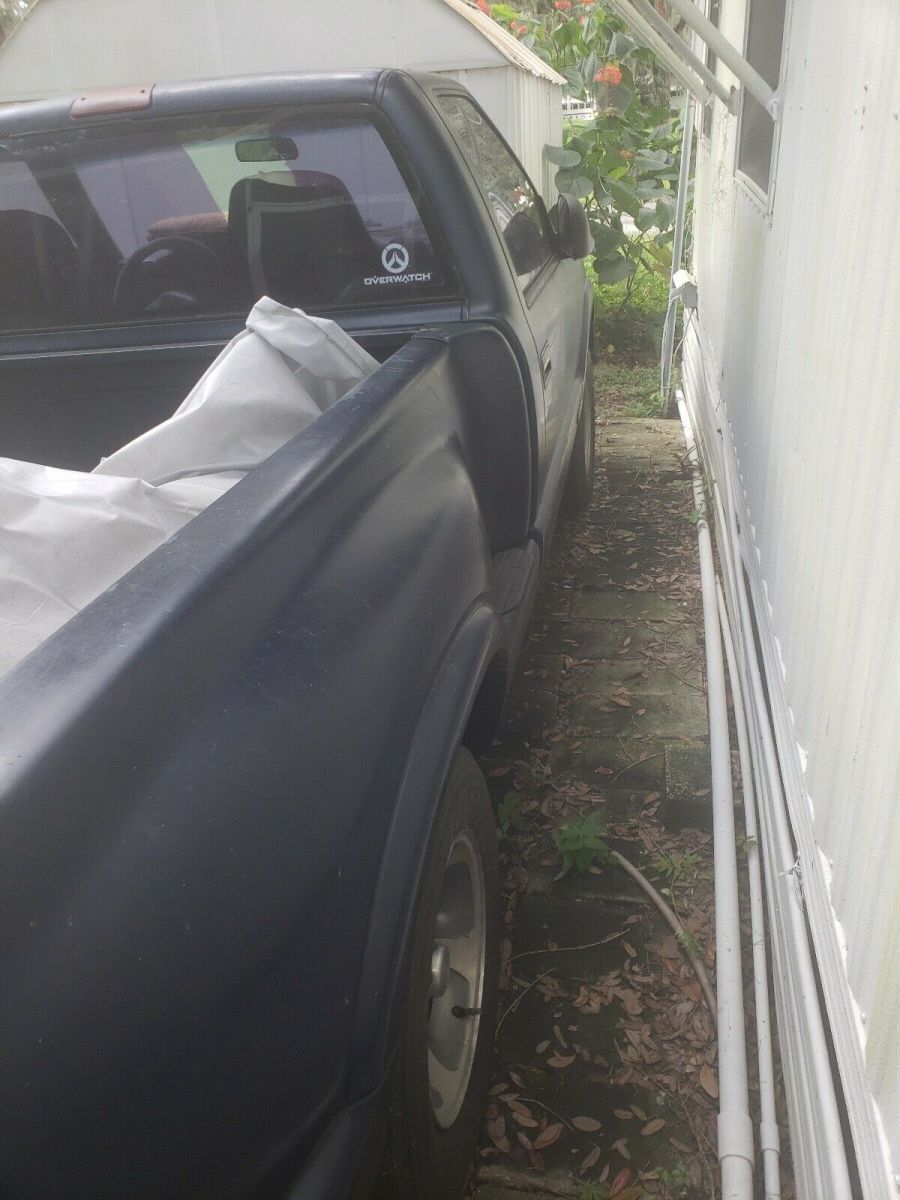1994 Blue Chevrolet S10 Pickup