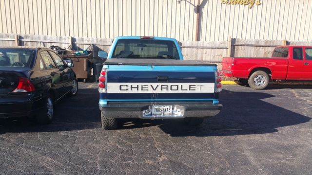 1994 Blue Chevrolet C/K Pickup 1500 Standard Cab Pickup