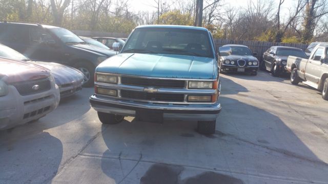 1994 Blue Chevrolet C/K Pickup 1500 Standard Cab Pickup