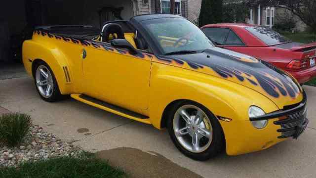 1994 Yellow/Black Chevrolet SSR Convertible