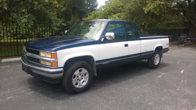 1994 Indigo Blue / Summit White Chevrolet C/K Pickup 1500 Extended Cab Pickup