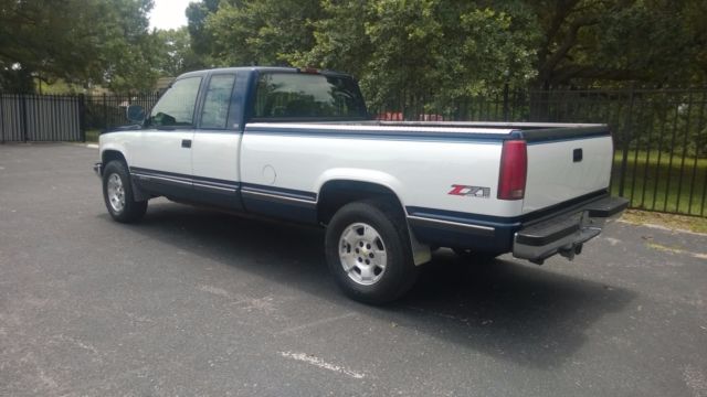 1994 Indigo Blue / Summit White Chevrolet C/K Pickup 1500 Extended Cab Pickup