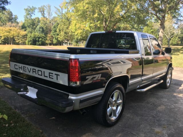 1994 Black, Silver Chevrolet Silverado 1500 Extended Cab Pickup