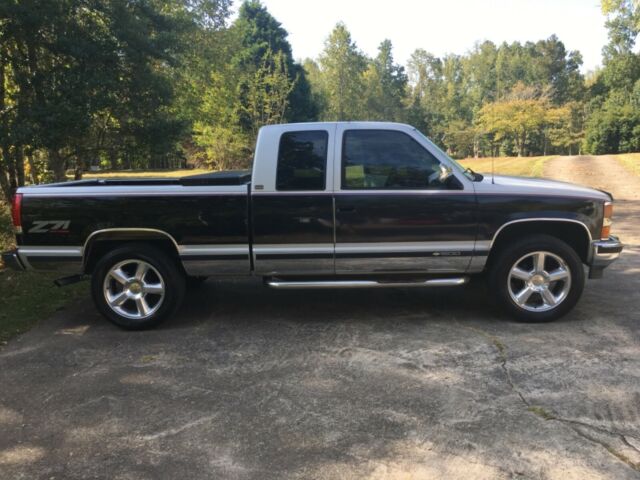 1994 Black, Silver Chevrolet Silverado 1500 Extended Cab Pickup