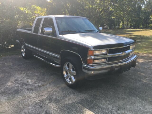 1994 Black, Silver Chevrolet Silverado 1500 Extended Cab Pickup