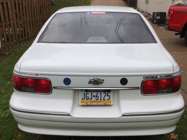 1994 Gold Chevrolet Caprice Sedan