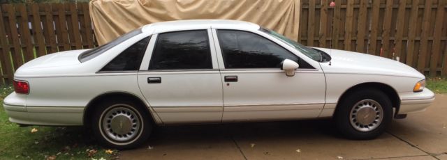1994 Gold Chevrolet Caprice Sedan
