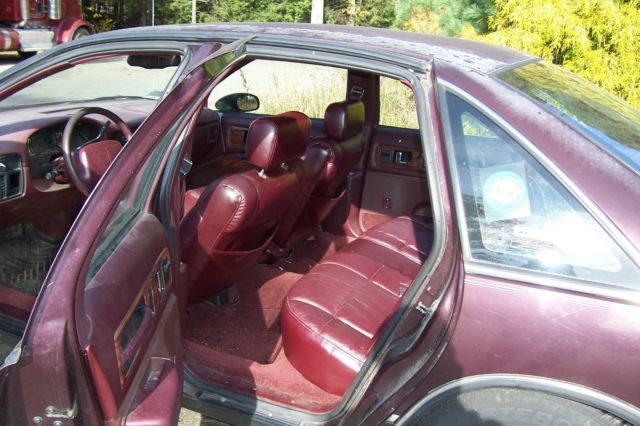 1994 Burgundy Chevrolet Capriceold Sedan