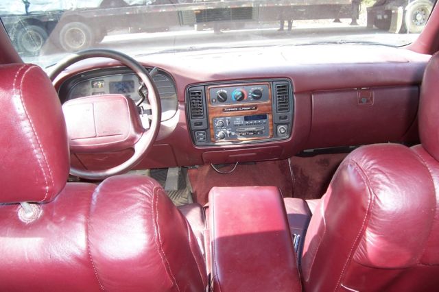 1994 Burgundy Chevrolet Capriceold Sedan