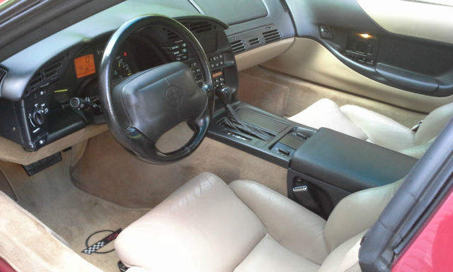 19940000 Burgundy Chevrolet Corvette Coupe