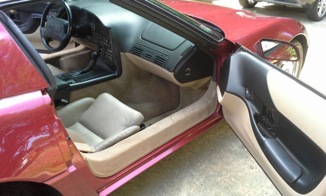 19940000 Burgundy Chevrolet Corvette Coupe