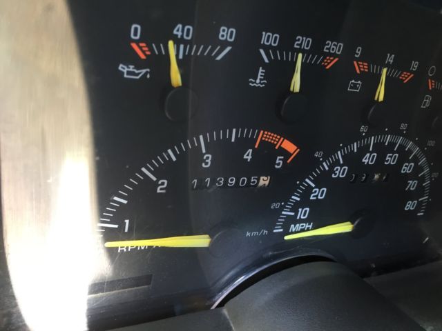 1994 White Chevrolet C-10 Extended Cab Pickup