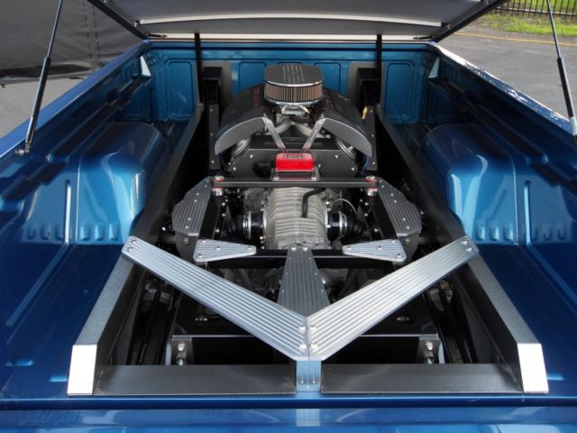 1994 Blue Chevrolet S-10 Standard Cab Pickup