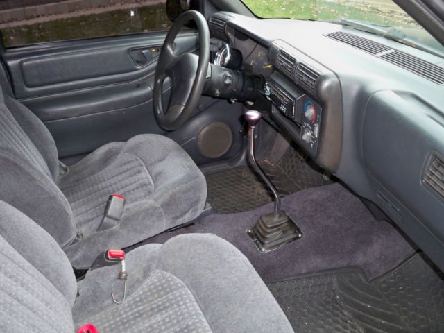 1994 Black Chevrolet S-10 Standard Cab Pickup