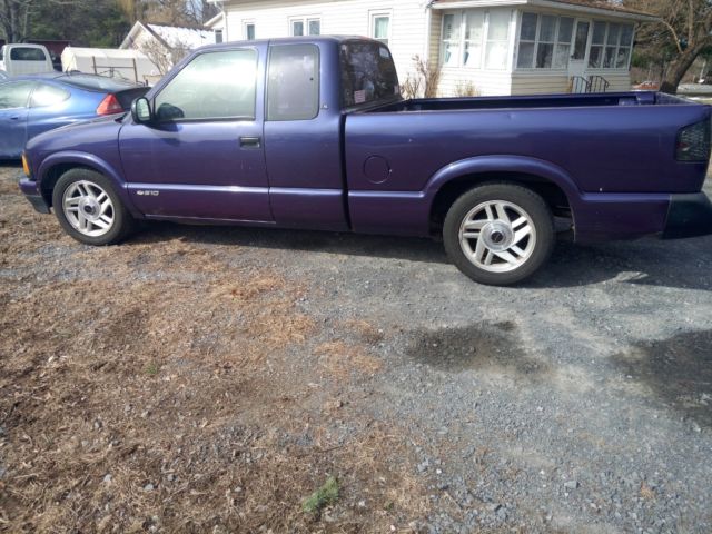 1994 Purple Chevrolet S-10 Extended Cab Pickup