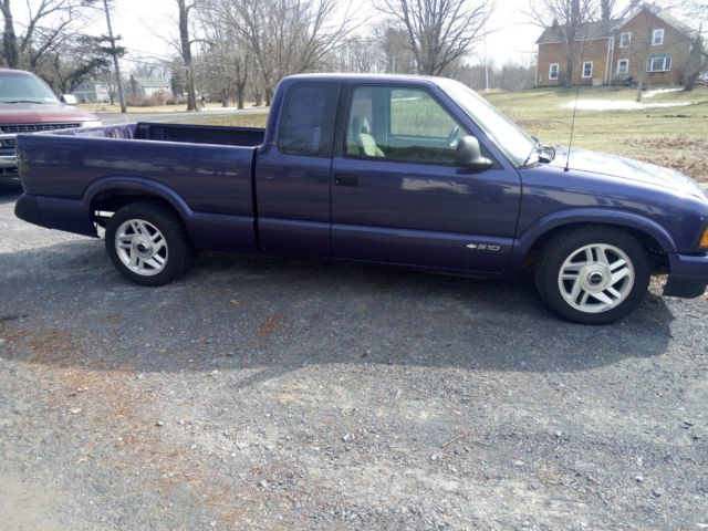 1994 Purple Chevrolet S-10 Extended Cab Pickup