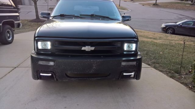 1994 Black Chevrolet S-10 Extended Cab Pickup