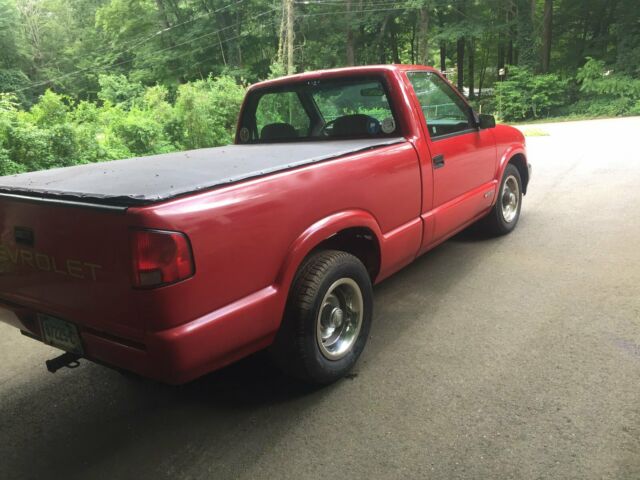 1994 Red Chevrolet S-10 Standard Cab Pickup