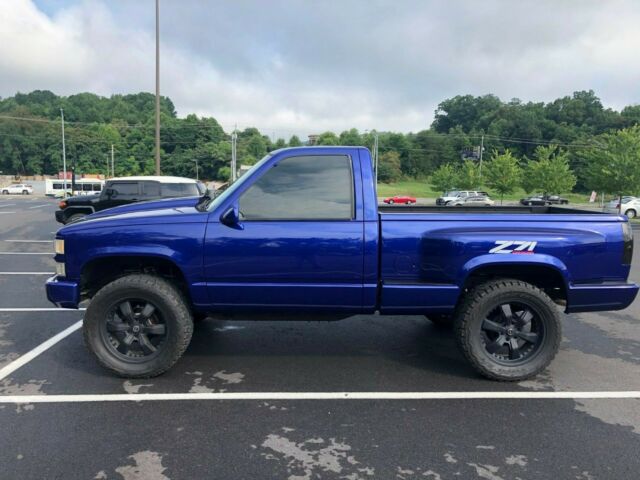 1994 Corvet Laser Blue Chevrolet Silverado 1500 Standard Cab Pickup