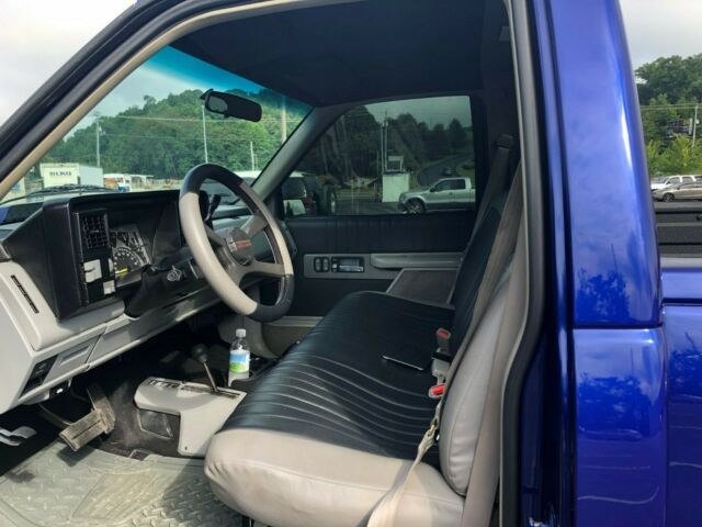 1994 Corvet Laser Blue Chevrolet Silverado 1500 Standard Cab Pickup