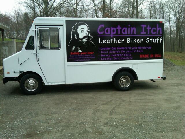 1994 white Chevrolet P30 Step Van