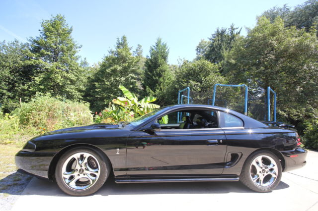 1994 Black Ford Mustang Coupe