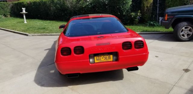 1994 Red Chevrolet Corvette Coupe