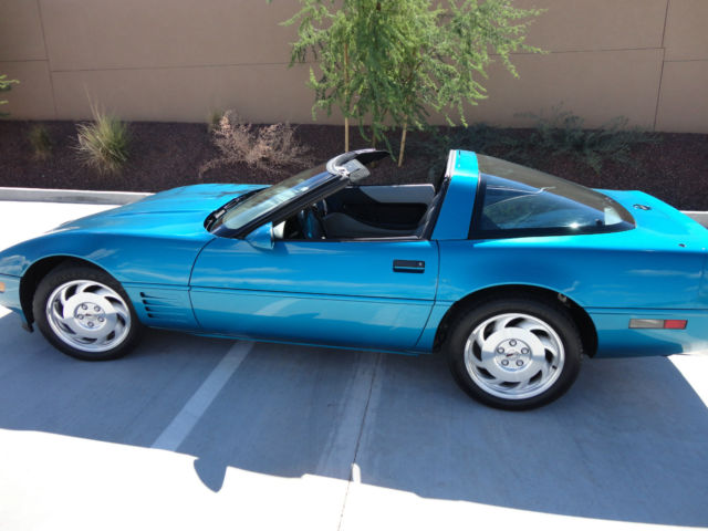 1994 Bright Aqua Chevrolet Corvette Coupe