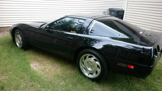 1994 Red Chevrolet Corvette Coupe