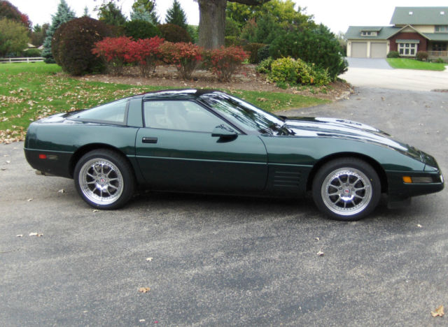 1994 Polo Green Chevrolet Corvette Coupe