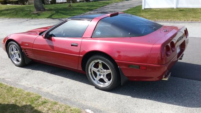 1994 Red Chevrolet Corvette Coupe