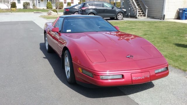 1994 Red Chevrolet Corvette Coupe