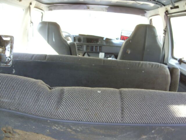 1994 Green Dodge Ram Van Standard Passenger Van