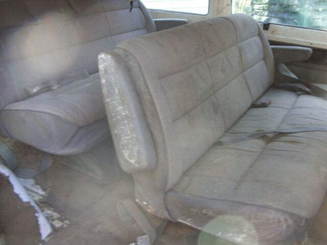 1994 Green Dodge Ram Van Standard Passenger Van