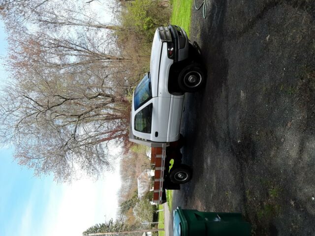1994 White Dodge Ram 2500 Standard Cab Pickup