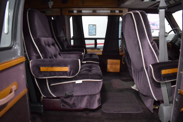 1994 Gray Dodge Ram Van Standard Passenger Van