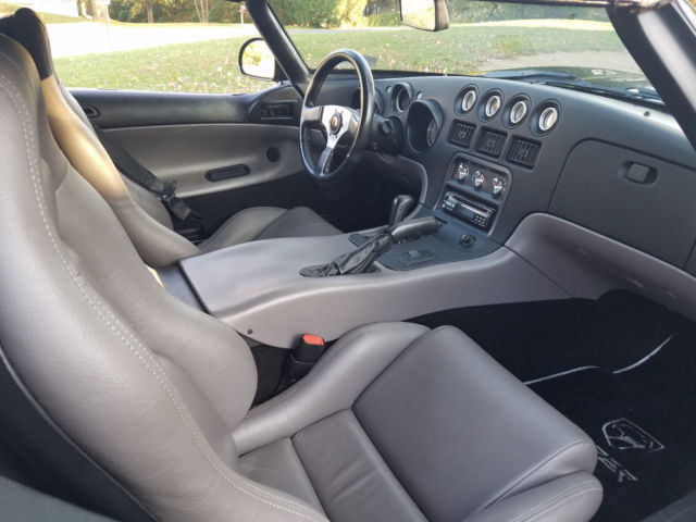 1994 Black Dodge Viper