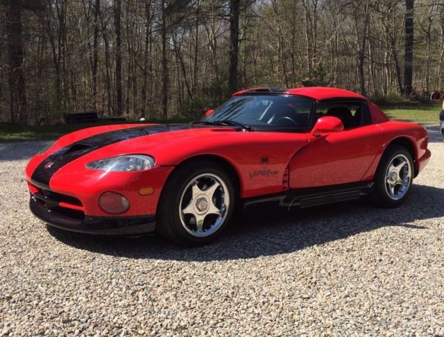 1994 Red Dodge Viper Coupe