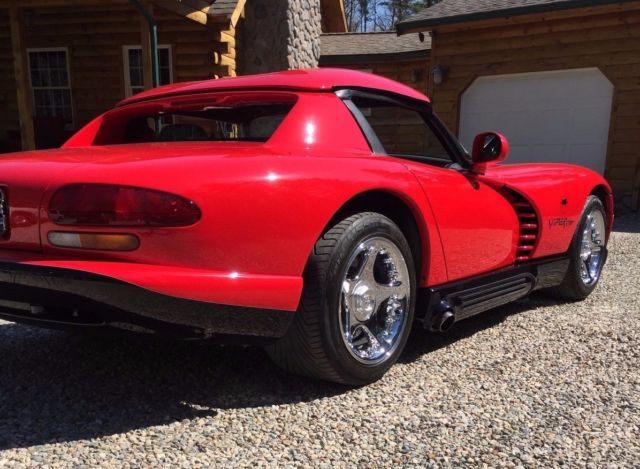 1994 Red Dodge Viper Coupe
