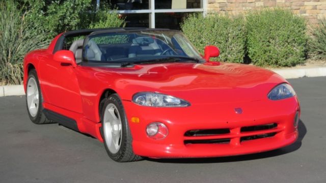1994 Red Dodge Viper --