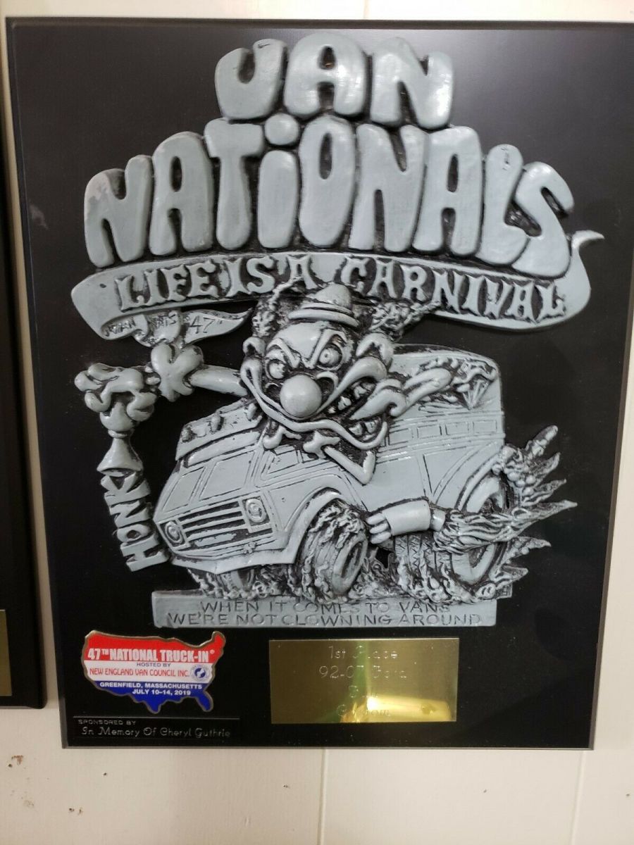 1994 gold / brown Ford E-Series Van Extended Cargo Van