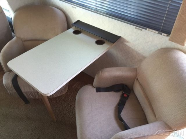 1994 White Ford E-Series Van Other