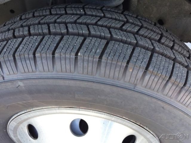 1994 White Ford E-Series Van Other