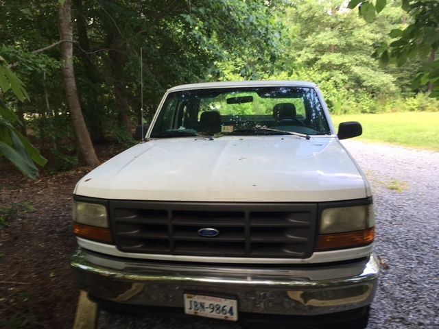 1994 White Ford F-150 Extended Cab Pickup