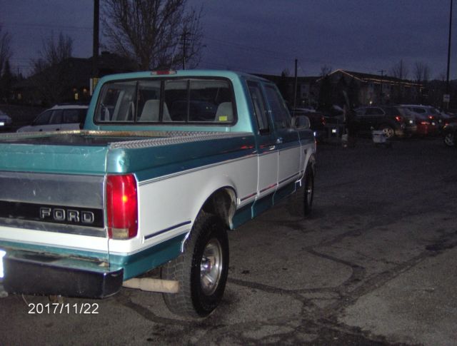 1994 Green Ford F-150 Extended Cab Pickup