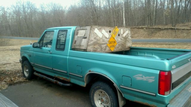1994 Green Ford F-150 Extended Cab Pickup