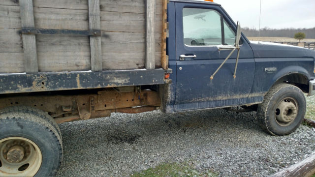 1994 Blue Ford F-450 STAKE BODY DUMP